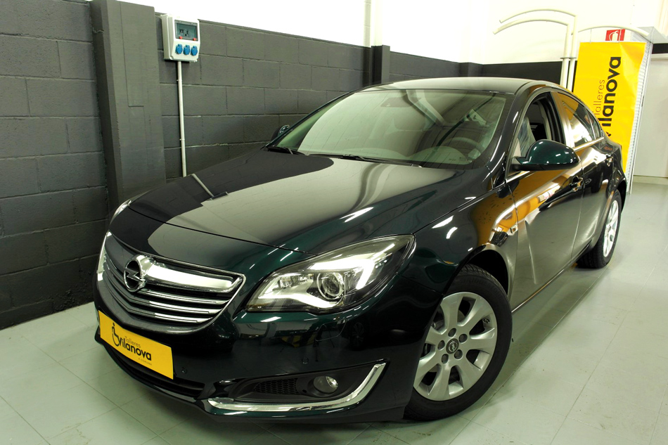 Opel-Insignia-adaptado-con-acelerador-D906GV-y-freno-D907FV